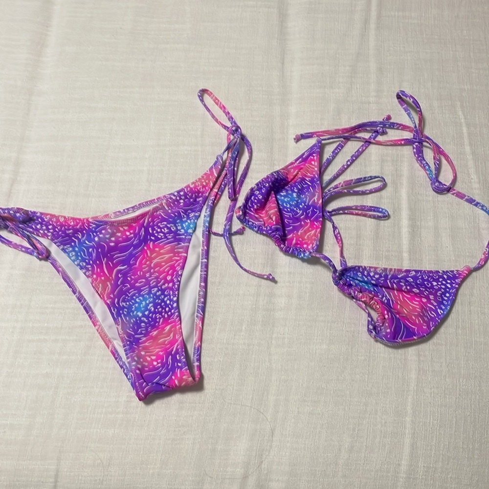 Bright brand, Swimwear Set in Purple and Pink Sz S - Picture 2 of 4